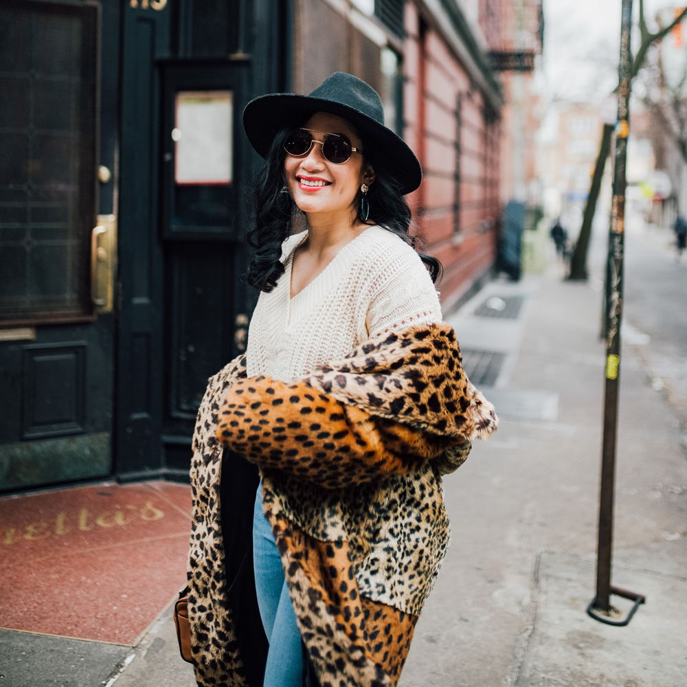 How to mix knit with faux fur