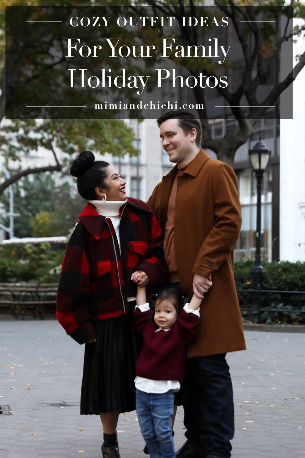 Cozy outfit ideas for your family holiday photos #familyoutfit #holidayinspo
